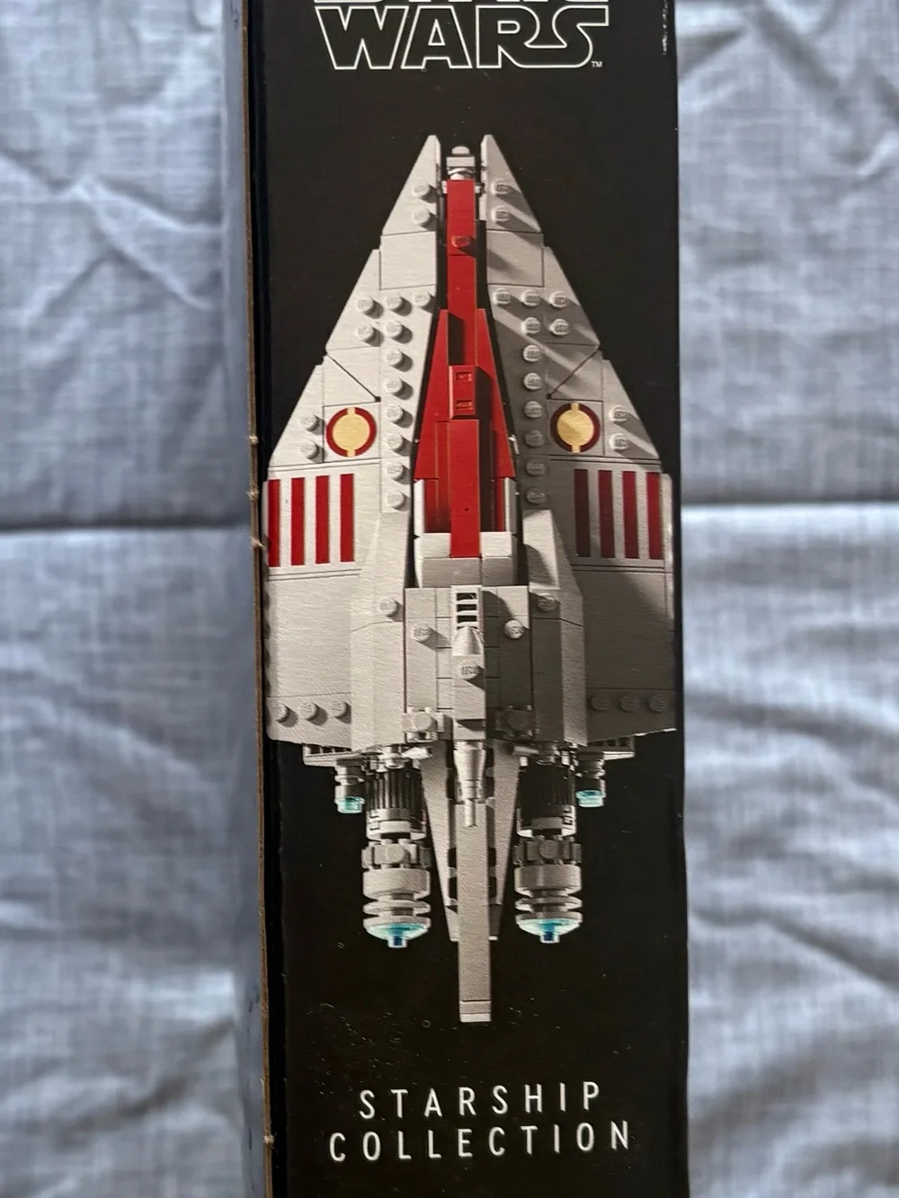 LEGO Star Wars Acclamator-Class Assault Ship - White & Red